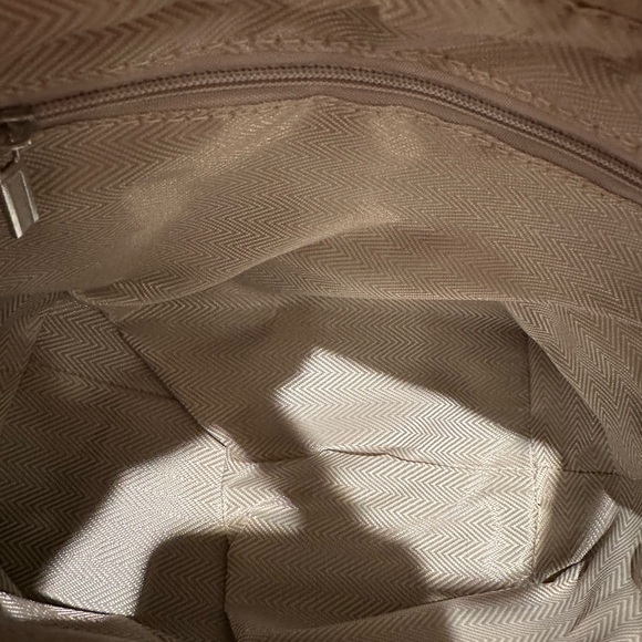 Luradsa Cream and Beige Quilted Tote Bag NWOT - Picture 6 of 9